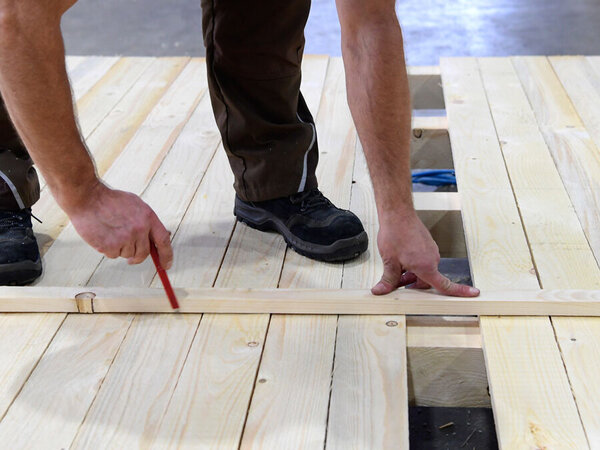 Berechnung der benötigten Statik und Dimensionierung des Materials Berechnung der benötigten Statik und Dimensionierung des Materials