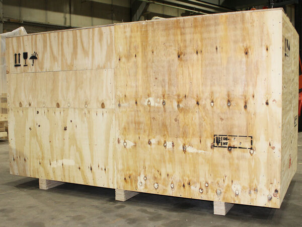 Spezialkiste mit Innenkonstruktion Spezialkiste mit Innenkonstruktion