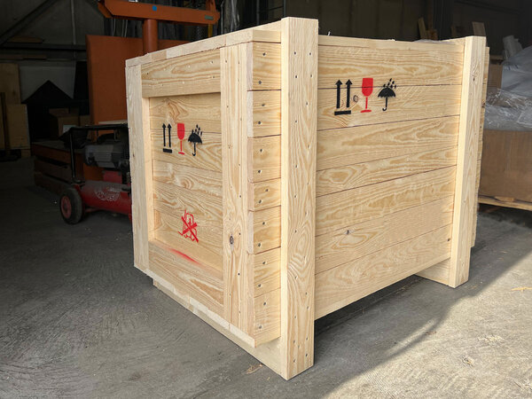 Kompakte Holzkiste Kompakte Holzkiste